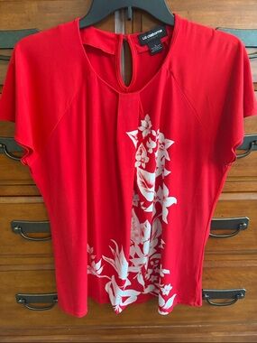 Liz Claiborne Red Top with White Floral Panel